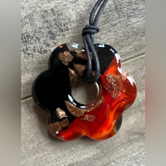 Stunning black and red dichroic glass necklace on leather cord - Picture 2 of 3